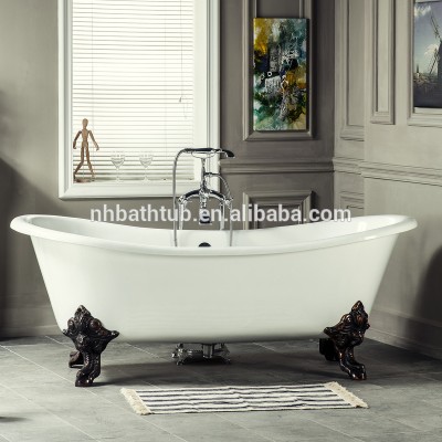 cast iron bathtub with lion feet